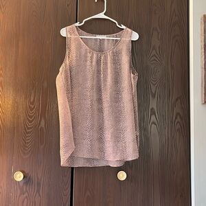 Violet & Claire sleeveless, sheer, light brown animal print top. Size XL.